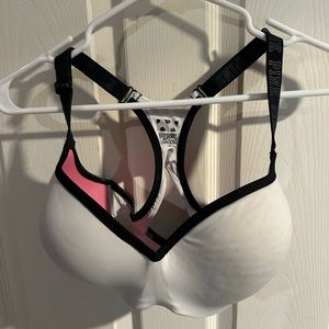 PINK sports bra.  Great condition.  Size 38dd